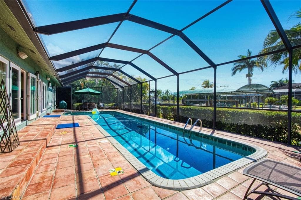 130 Montrose DR-35