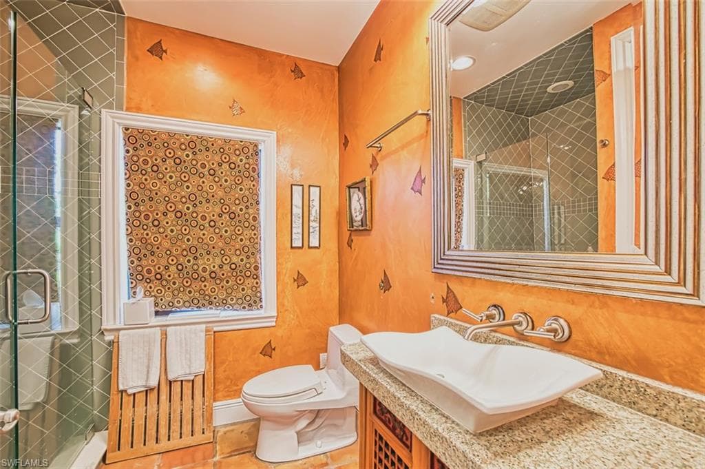 130 Montrose DR-31