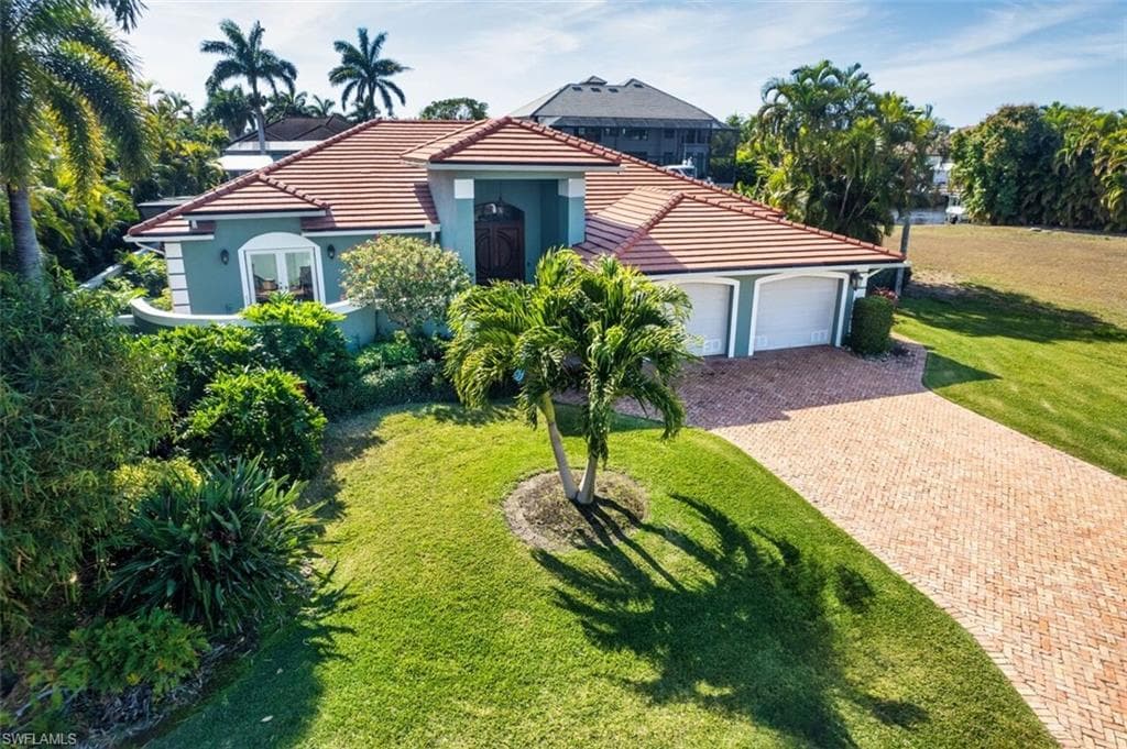 130 Montrose DR-3
