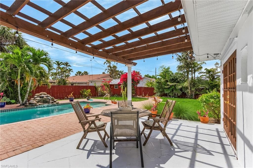 27553 Playa Del Rey LN, BONITA SPRINGS FL 34135-24