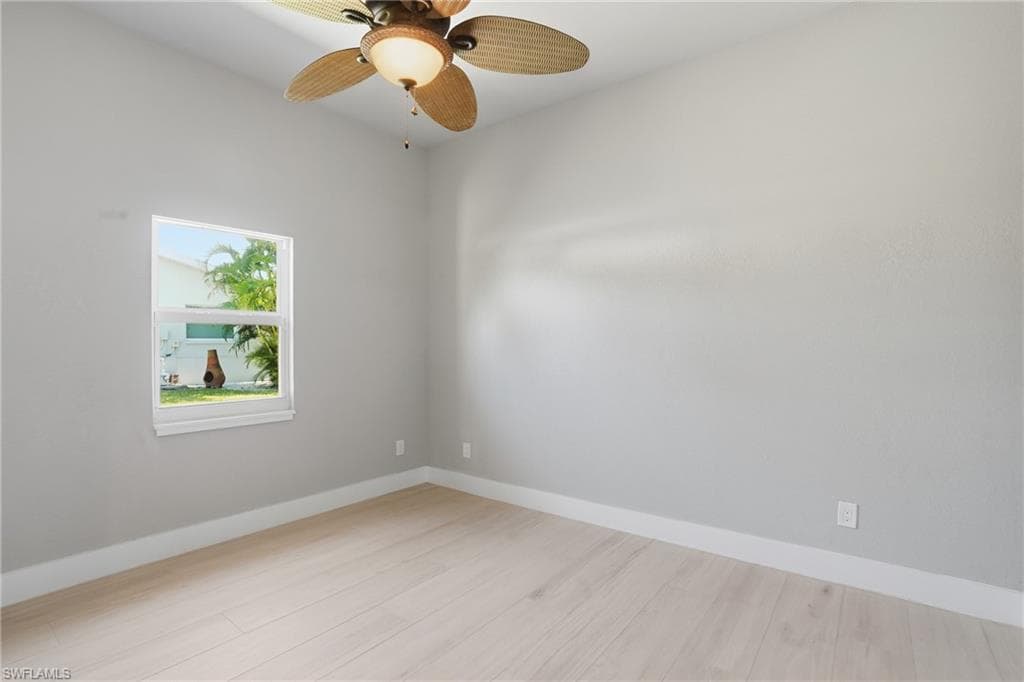 132 Egret ST-27