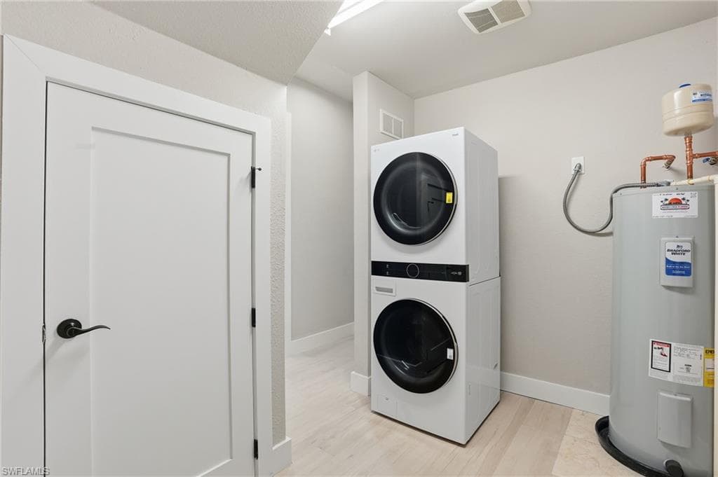 132 Egret ST-32