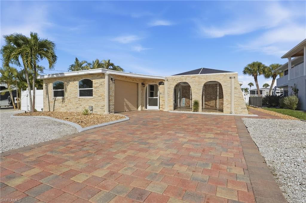 17741 Rebecca AVE-1
