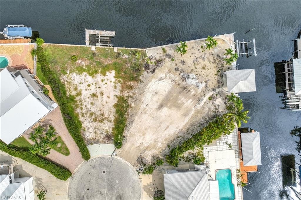 20 Avenida Carita, FORT MYERS BEACH FL 33931-12