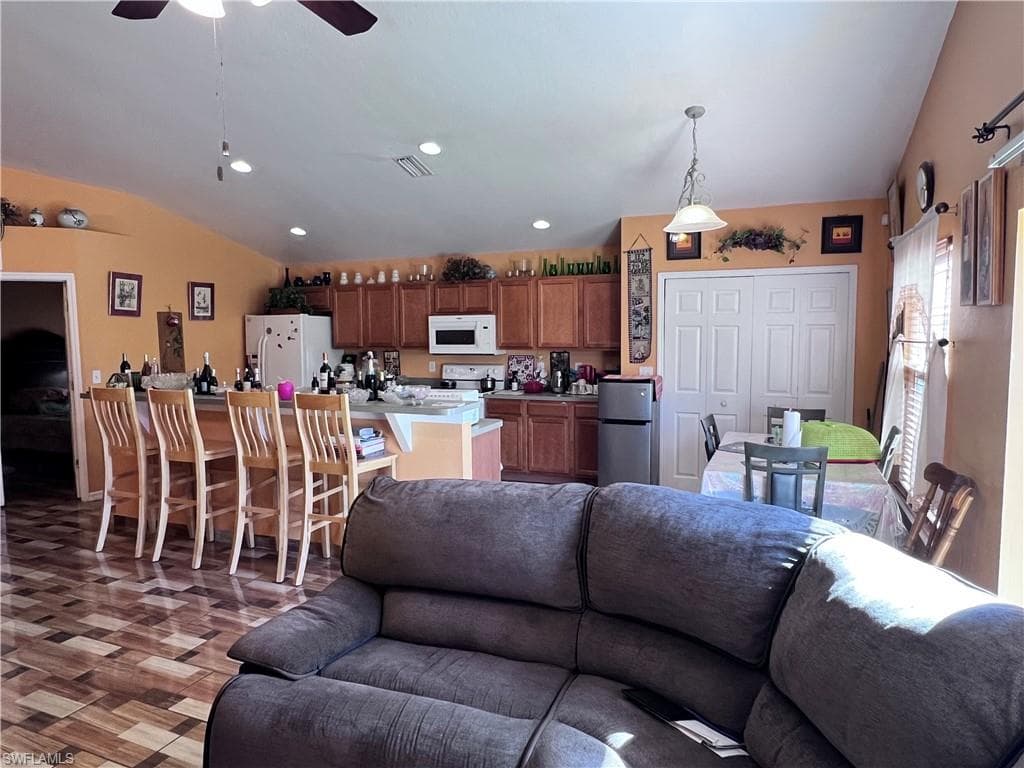 1187 Bush ST E-5