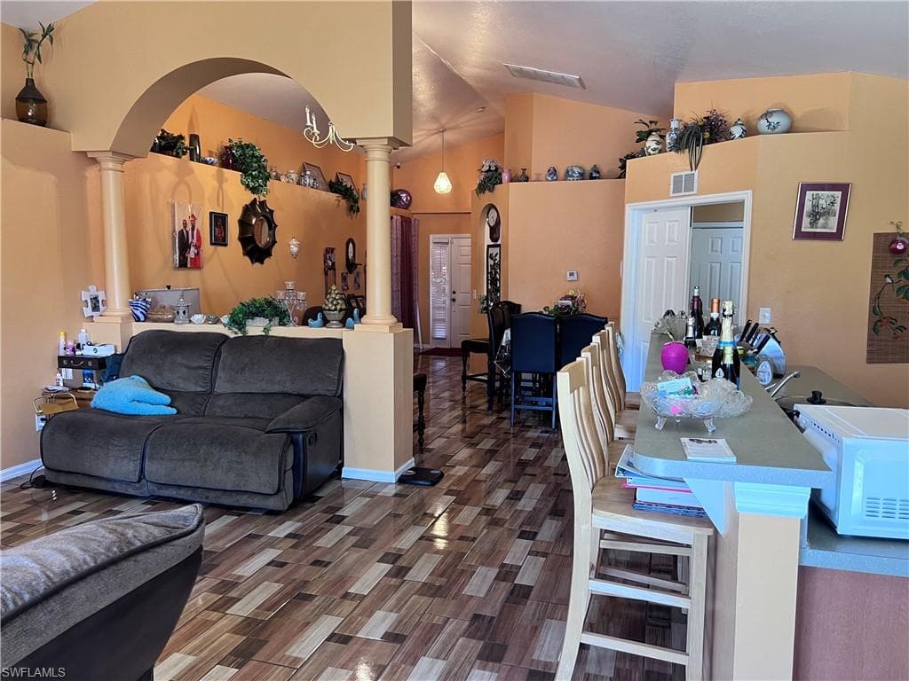 1187 Bush ST E-11