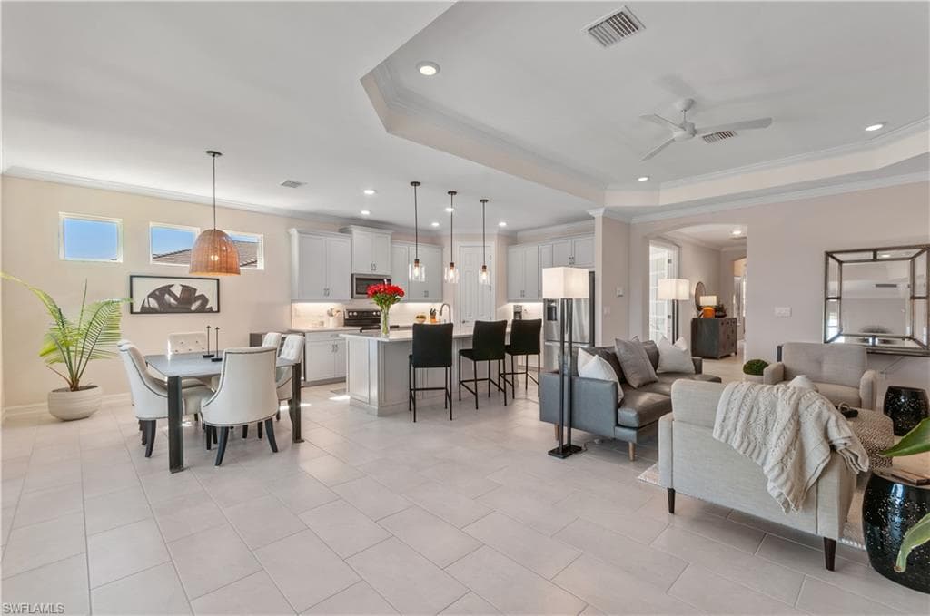 28137 Captiva Shell LOOP, BONITA SPRINGS FL 34135-15