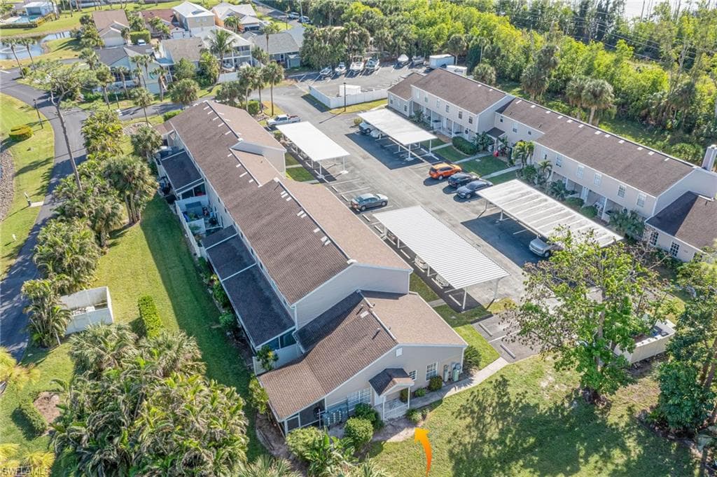 6119 Lake Front DR, FORT MYERS FL 33908-20