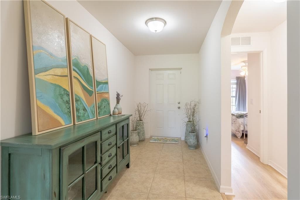727 Morningview CT-1