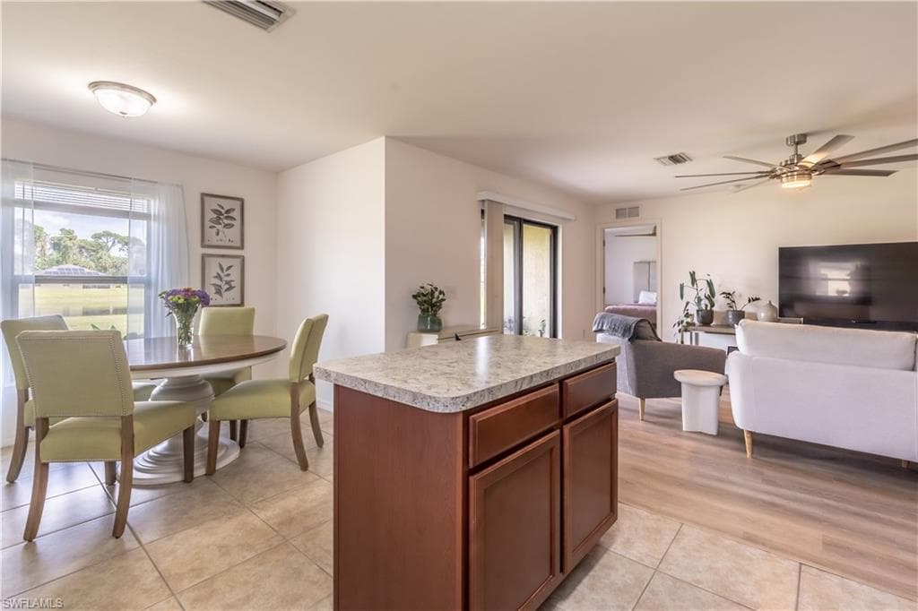 727 Morningview CT-9
