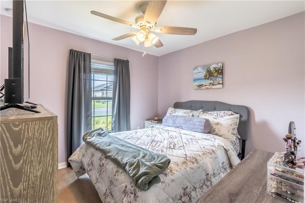 727 Morningview CT-13