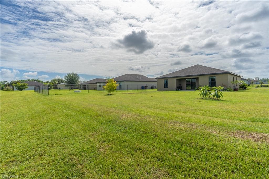 727 Morningview CT-36