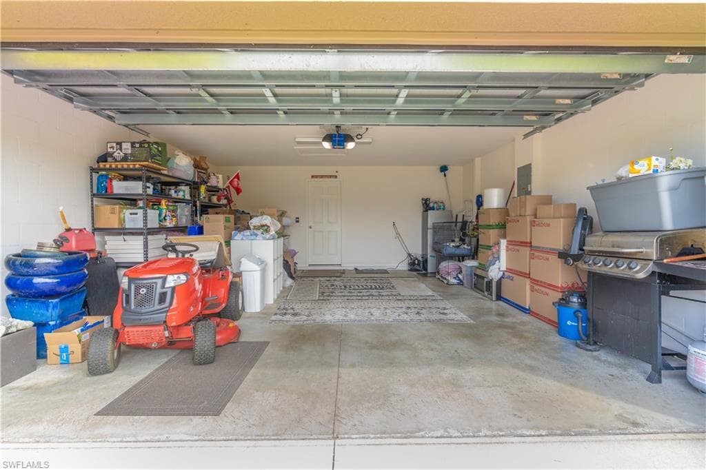 727 Morningview CT-24