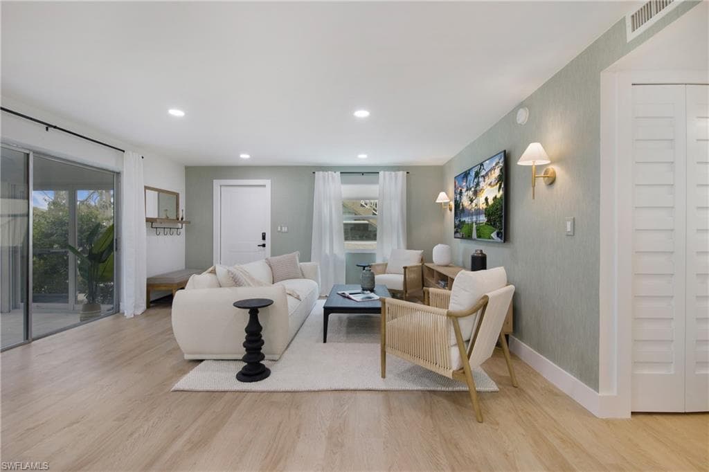 1549 Sandpiper ST # 89, NAPLES FL 34102-2