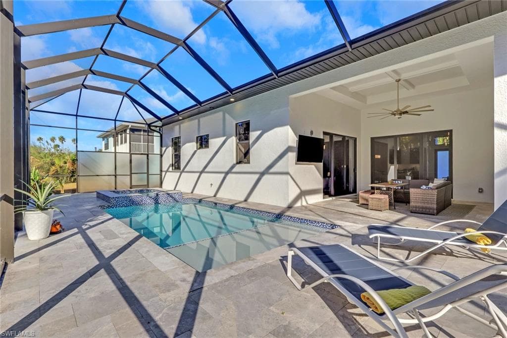 4111 Williams RD, ESTERO FL 33928-33