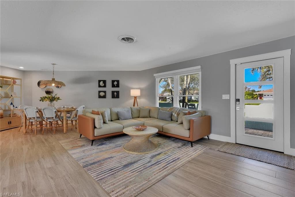 2328 Clipper WAY-11