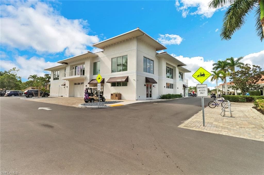 1075 Foxfire LN 309-22