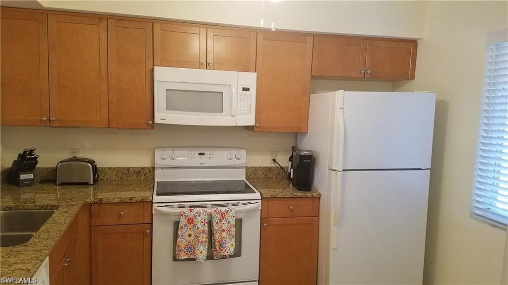 1075 Foxfire LN 309-2