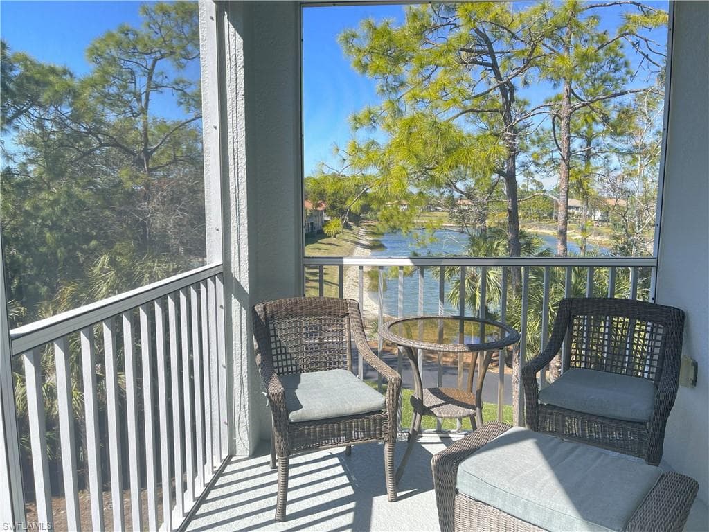4010 Loblolly Bay DR # 308, NAPLES FL 34114-7