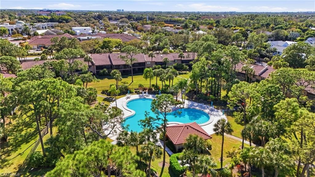 3231 Horse Carriage WAY 10-31