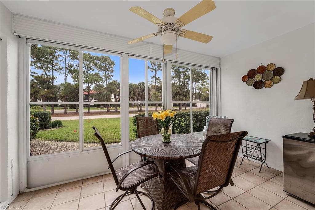 200 Valley Stream DR # 3B, NAPLES FL 34113-1