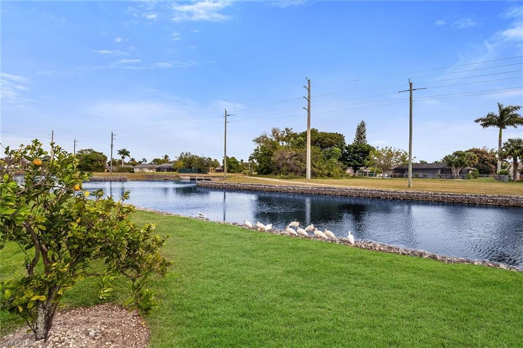 200 Valley Stream DR # 3B, NAPLES FL 34113-37