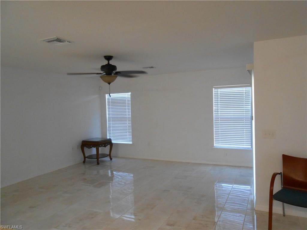 154 Shadowview CT, LEHIGH ACRES FL 33974-9