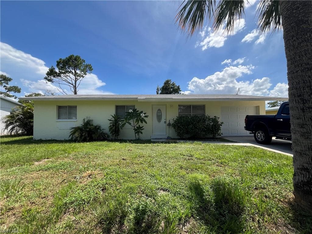 1275 Old Bridge RD, NORTH FORT MYERS FL 33917-1