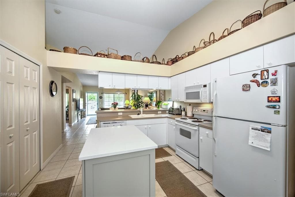 25741 Lake Amelia WAY # 202, BONITA SPRINGS FL 34135-11