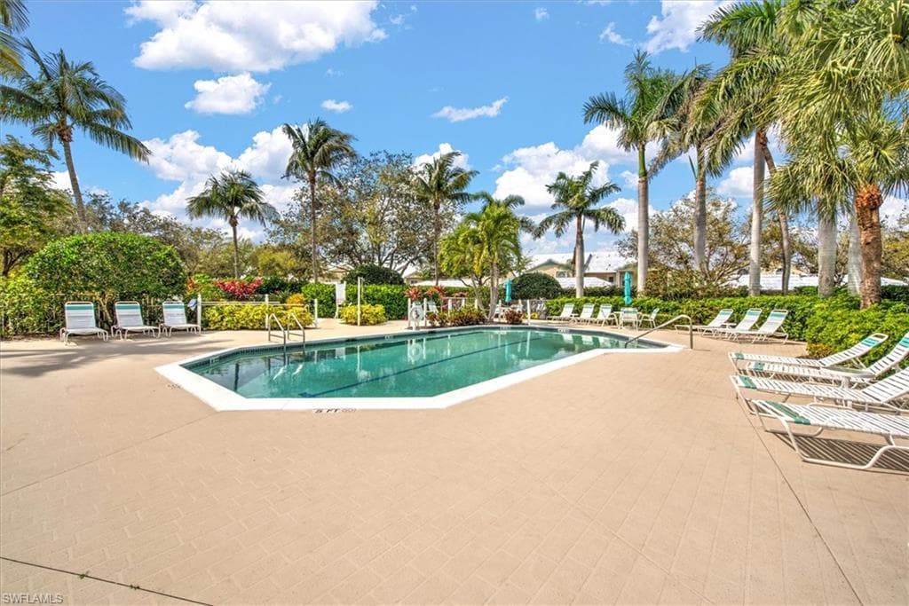 25741 Lake Amelia WAY # 202, BONITA SPRINGS FL 34135-25