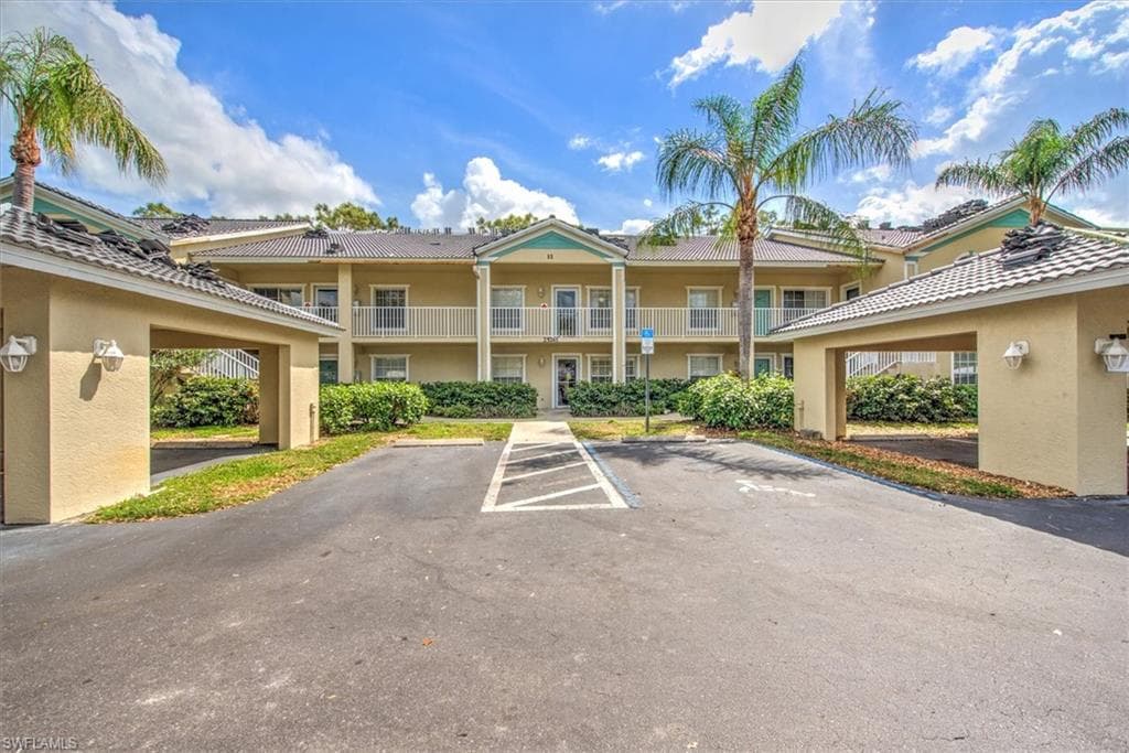 25741 Lake Amelia WAY # 202, BONITA SPRINGS FL 34135-4