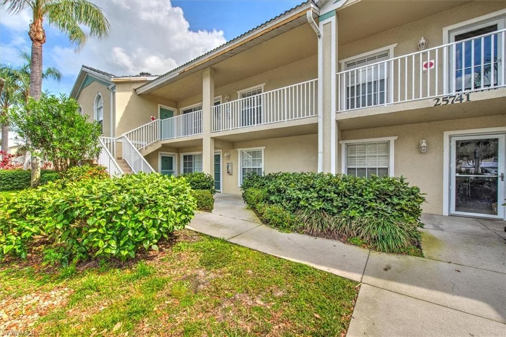 25741 Lake Amelia WAY # 202, BONITA SPRINGS FL 34135-3