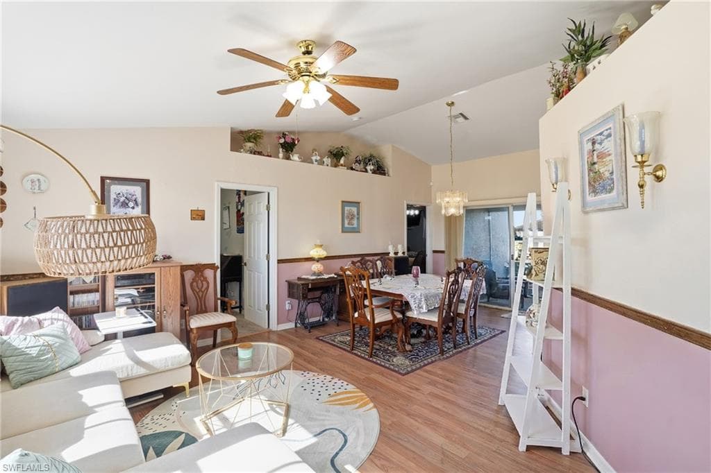203 Manatee ST-6