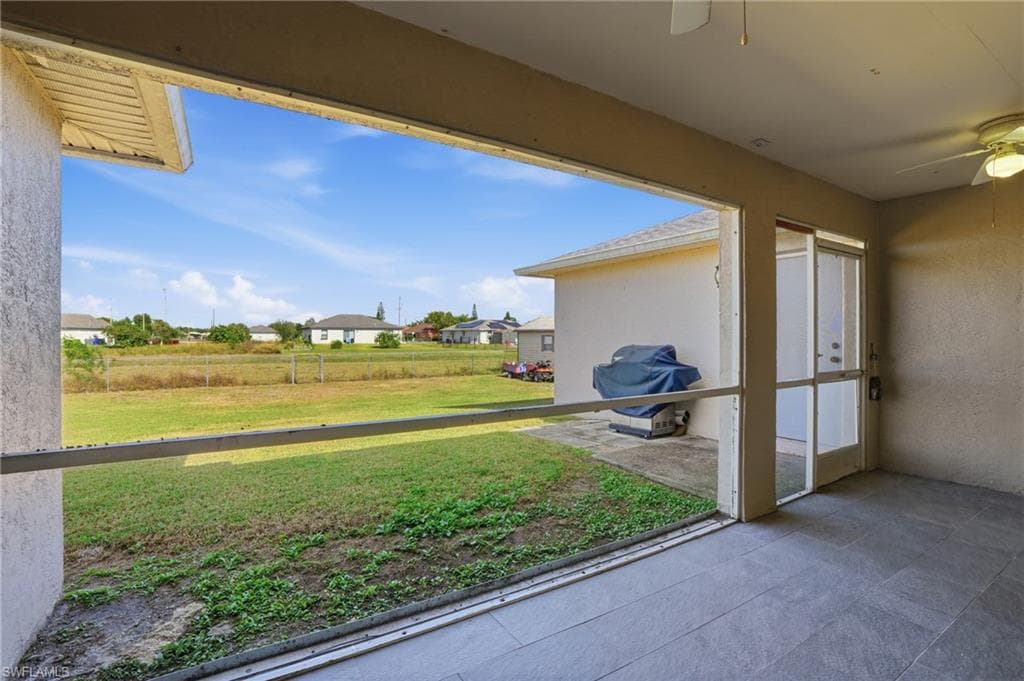 203 Manatee ST-33