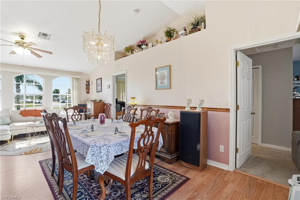 203 Manatee ST-10