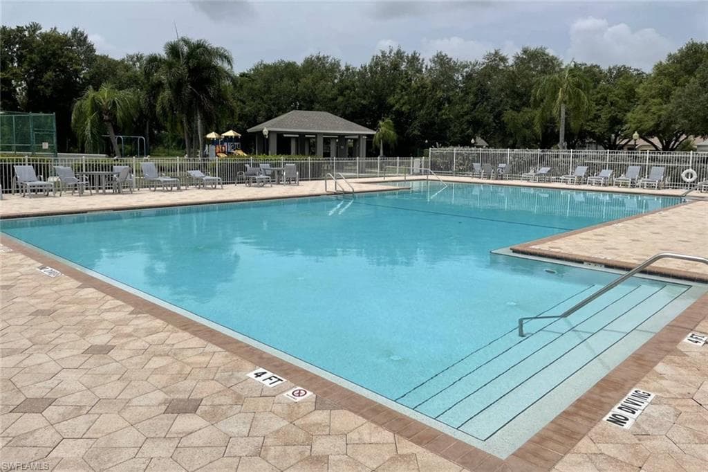 9151 Kings Cove CT-8