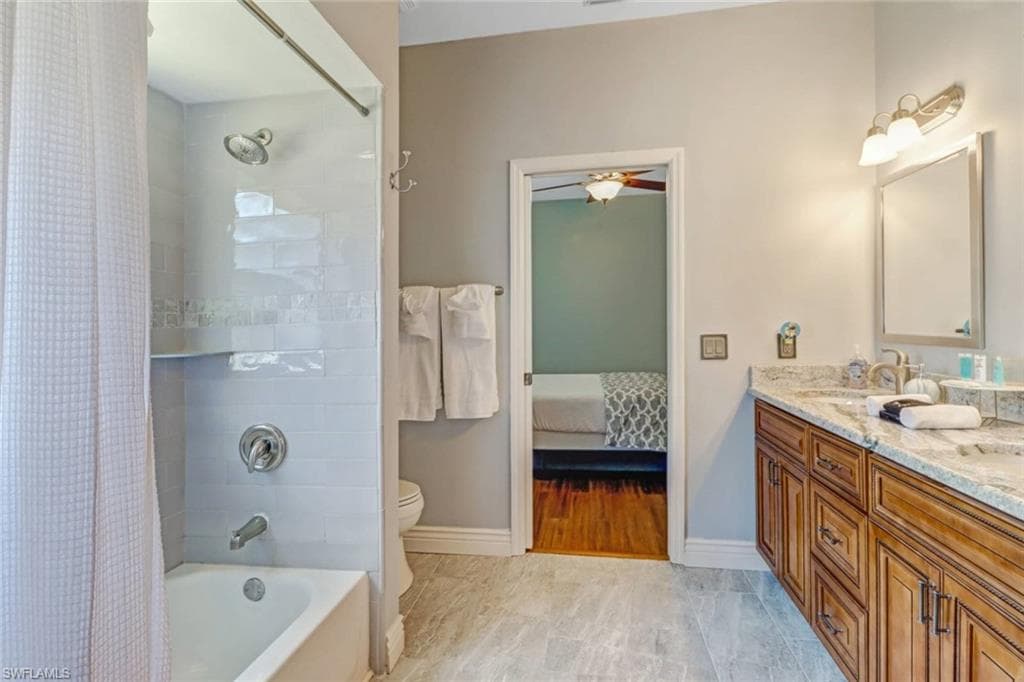 9151 Kings Cove CT-14