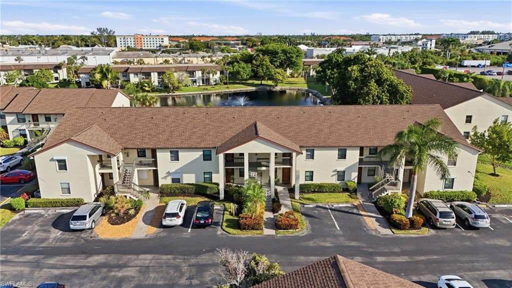 9270 Lake Park DR # 201, FORT MYERS FL 33919-2