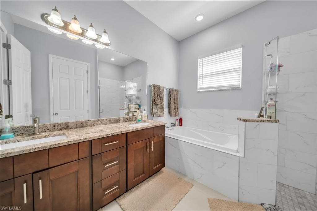 5314 Benton ST, LEHIGH ACRES FL 33971-32