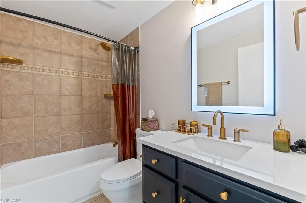 170 5th ST, NAPLES FL 34113-13