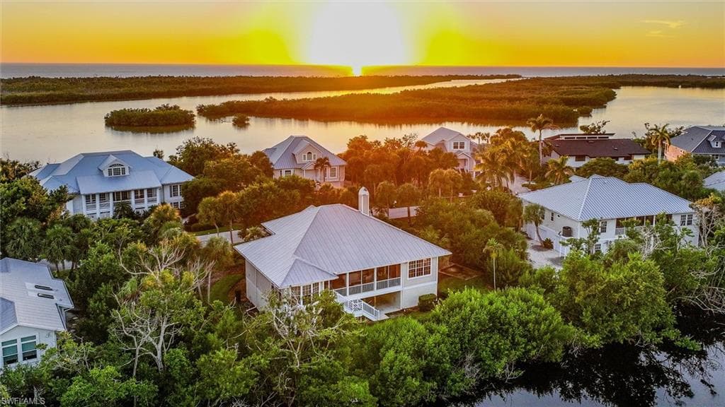 5422 Osprey CT, SANIBEL FL 33957-44