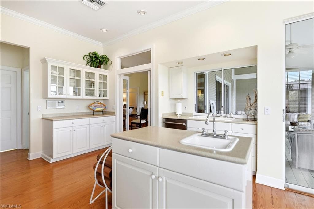 5422 Osprey CT, SANIBEL FL 33957-17