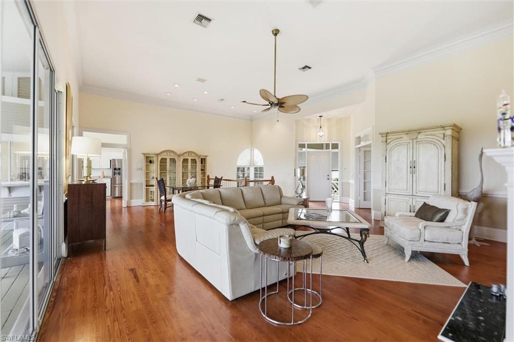 5422 Osprey CT, SANIBEL FL 33957-10