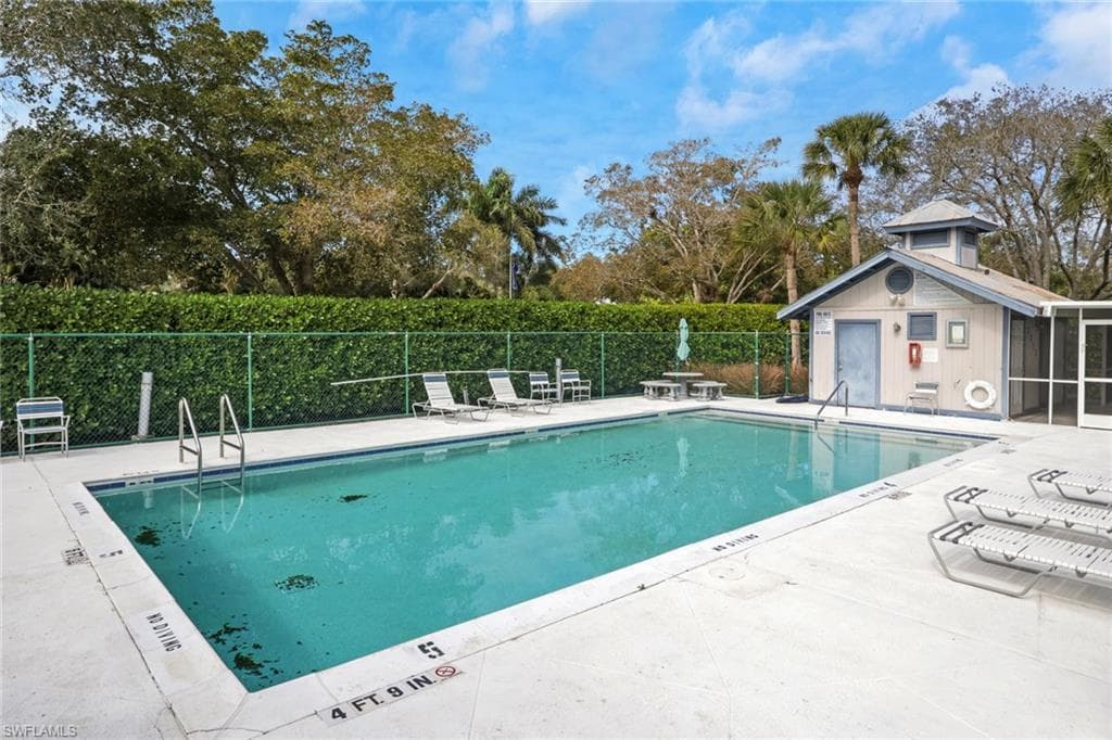 2667 River Reach DR-33
