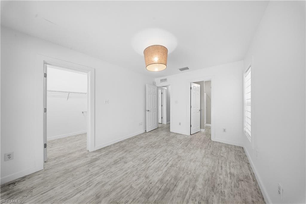 286 Leawood CIR, NAPLES FL 34104-19