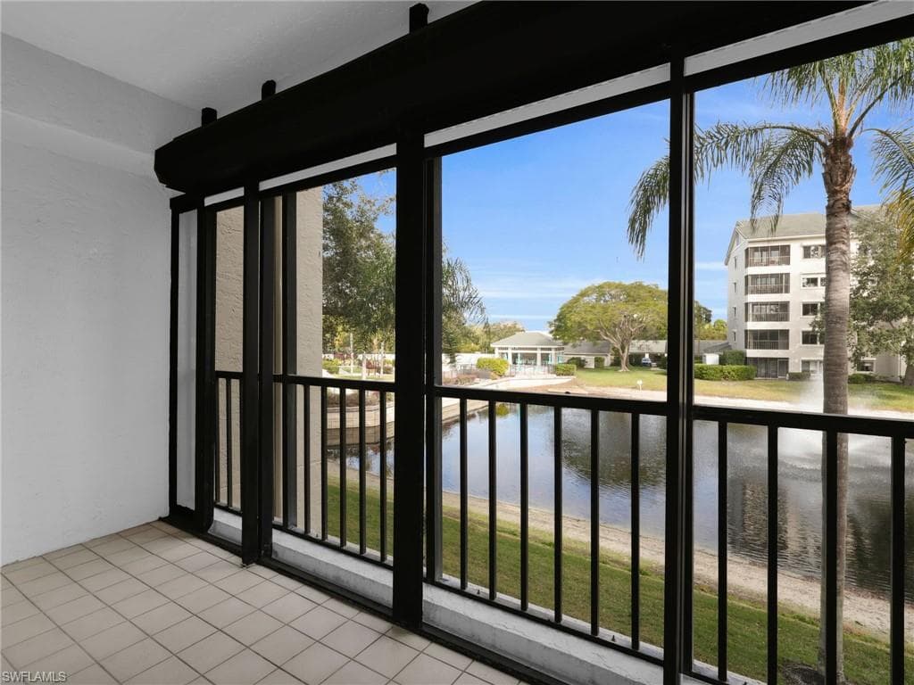 201 Arbor Lake DR 204-19