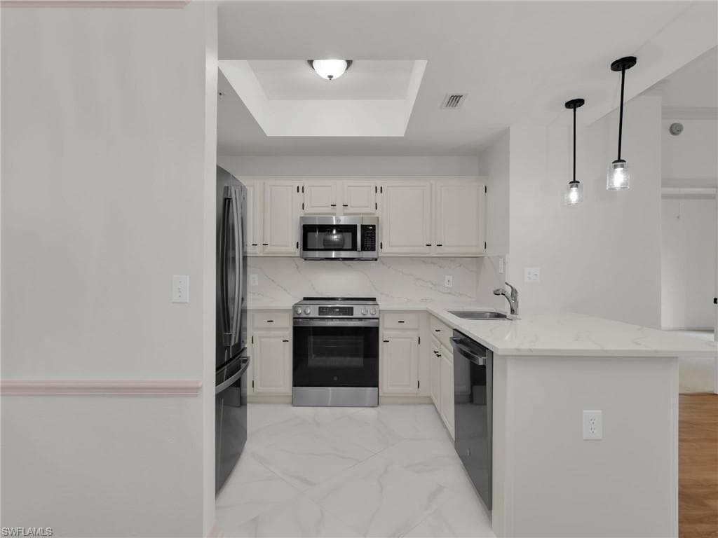 201 Arbor Lake DR 204-3