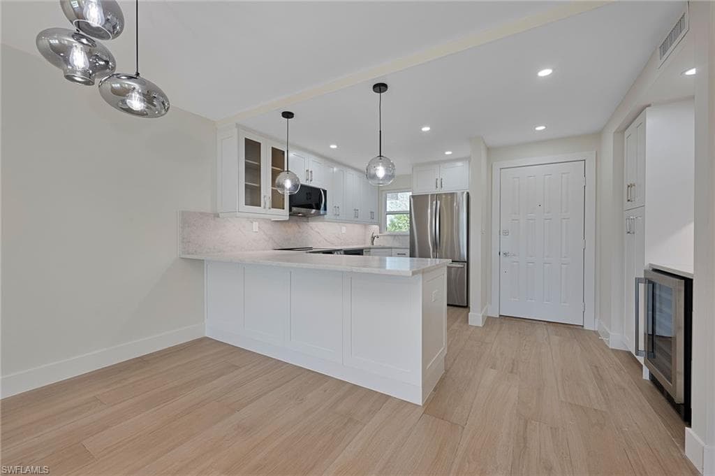 13 High Point CIR N 206-5