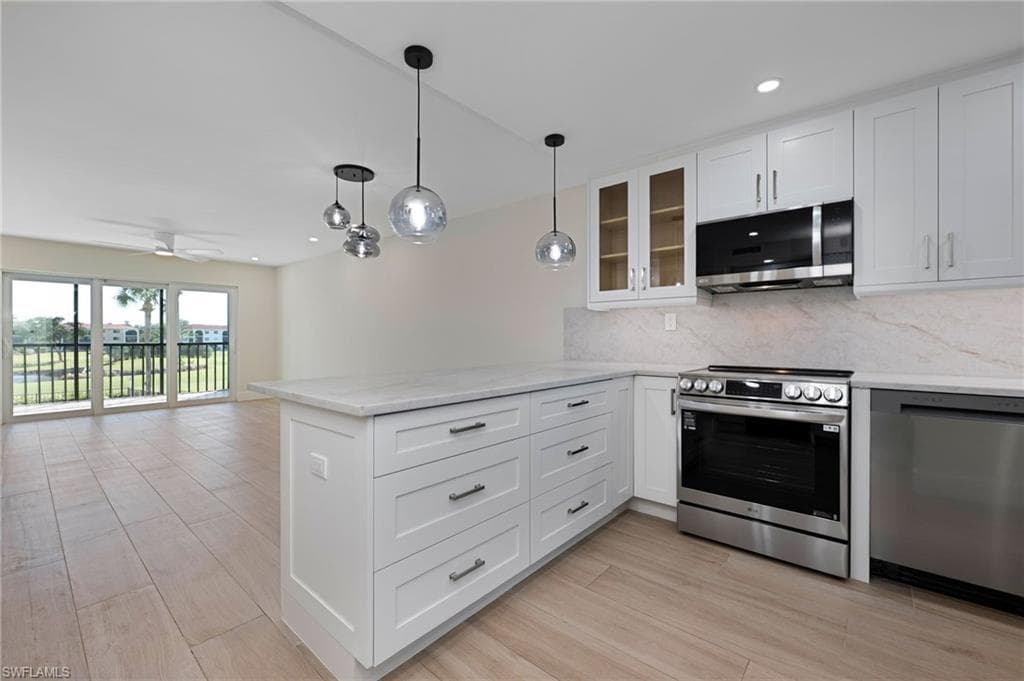 13 High Point CIR N 206-2