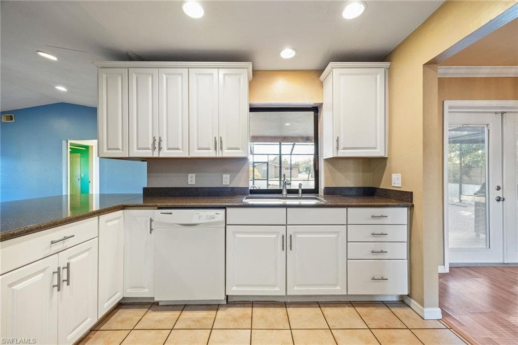 134 Gibson ST, FORT MYERS FL 33905-16